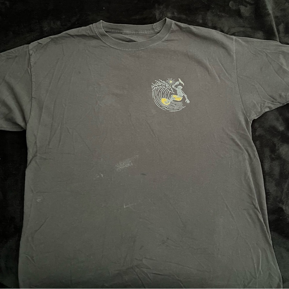 Basic t shirt amazing detailing